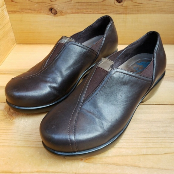 Dansko 39 US 9 Arden Chocolate Leather Comfy Clogs - Picture 2 of 8